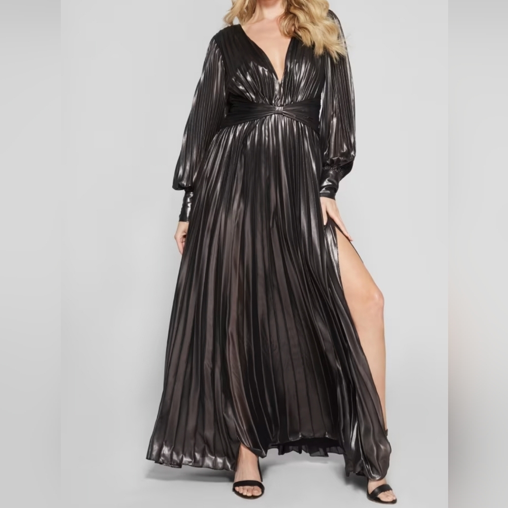NWT Marciano “Bela” Gunmetal Metallic Pleated Maxi Dress Formal Size 4.